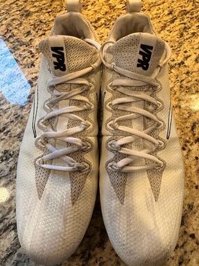 NIKE VPR CLEATS MENS 9.5
